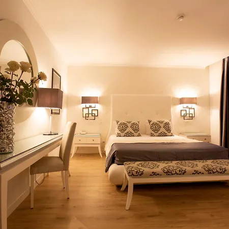 Hotel Veneza 3*