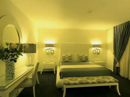 Otel Veneza 3*