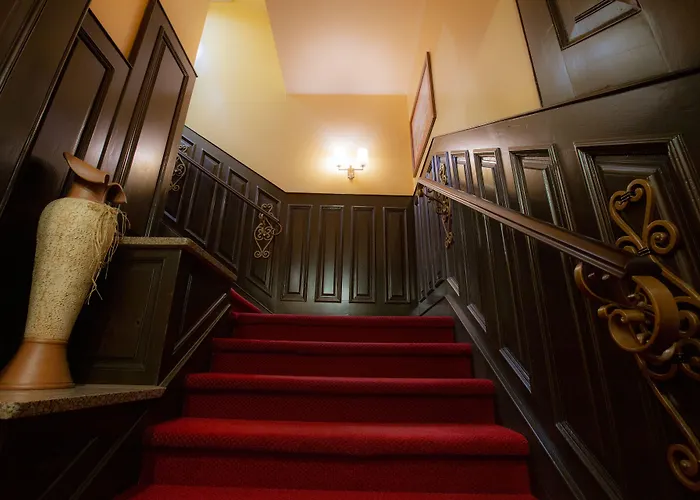 Veneza 3* אבאירו